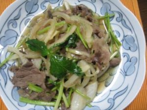 牛皿（牛肉と三つ葉煮）